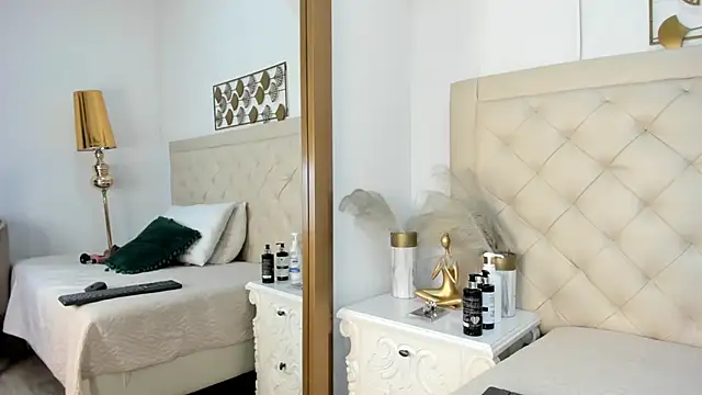  chloe adams online show from 02-26-25, 11:41