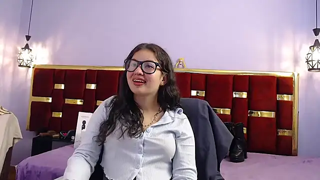 lilimini032 online show from 11-18-25, 07:51