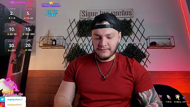 Snapshot of Angelgraham_1 chatting on 11-27-25, 05:04 Angelgraham 1 online show from 11-27-25, 05:04