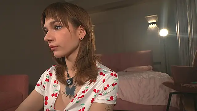 EnchantedIvy online show from 04-28-26, 06:57