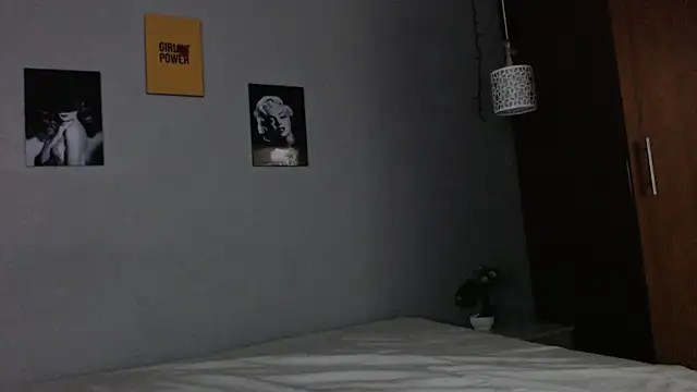 Snapshot of Kimandyuk chatting on 12-20-24, 07:39 Kimandyuk online show from 12-20-24, 07:39