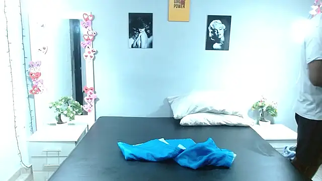 Snapshot of Kimandyuk chatting on 03-11-25, 01:37 Kimandyuk online show from 03-11-25, 01:37