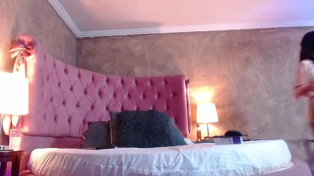 GabyPetit online show from 03-08-25, 09:08