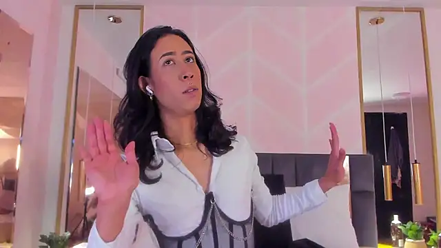 GabyPetit online show from 11-06-25, 08:54