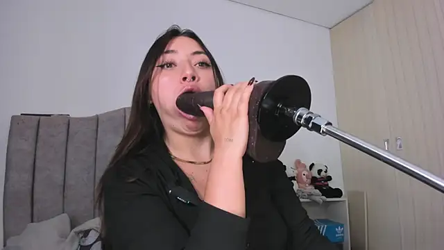 Mariana Castro9 online show from 07-03-26, 03:02