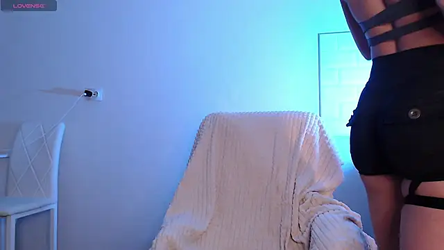 Eva Hailey  online show from 11-10-25, 04:11