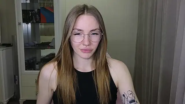 littlevildevil online show from 12-09-24, 03:00