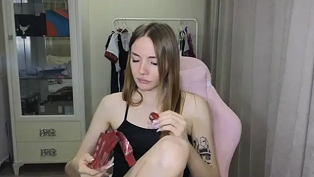 littlevildevil online show from 01-17-25, 11:17