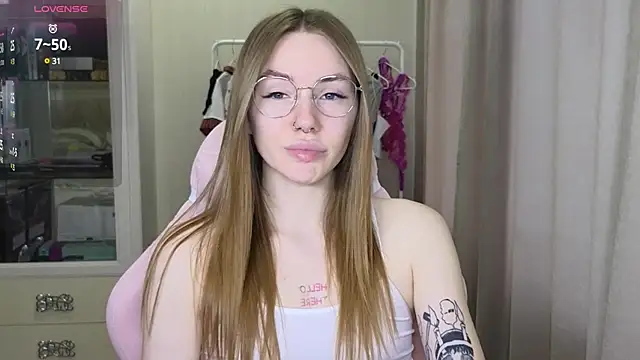 littlevildevil online show from 02-21-25, 11:44