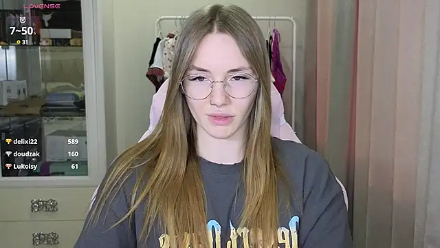 littlevildevil online show from 02-28-25, 02:20