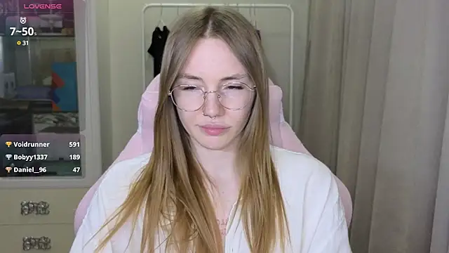 littlevildevil online show from 03-14-25, 02:19