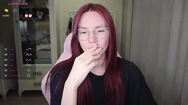 littlevildevil online show from 09-14-25, 11:09