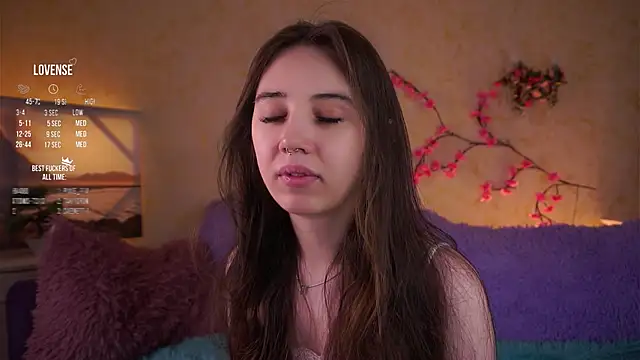 GillianDowdey online show from 04-14-26, 02:28