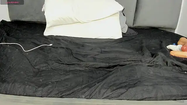 Lizz Luna online show from 02-26-25, 02:57