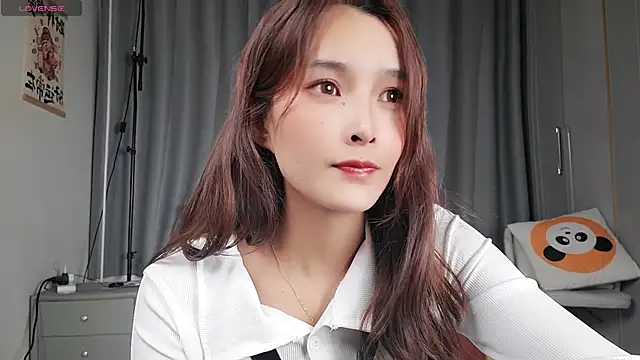 Snapshot of Youth3_ chatting on 02-08-25, 12:39 Youth3 online show from 02-08-25, 12:39