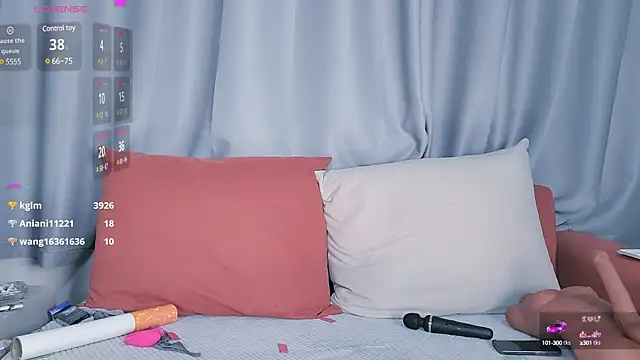 Snapshot of Youth3_ chatting on 02-14-25, 06:19 Youth3 online show from 02-14-25, 06:19