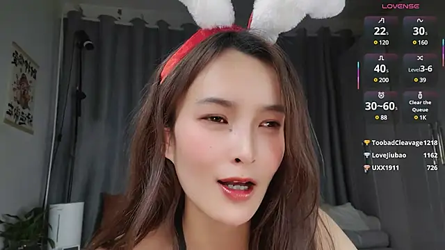 Snapshot of Youth3_ chatting on 02-26-25, 04:56 Youth3 online show from 02-26-25, 04:56