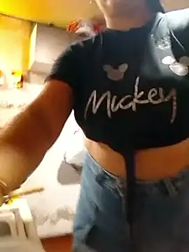 lupita 2023 online show from 02-03-26, 04:34