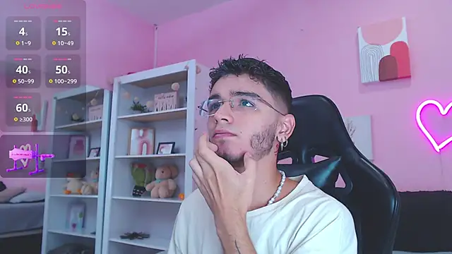 Ian Castillo  online show from 01-30-25, 11:22