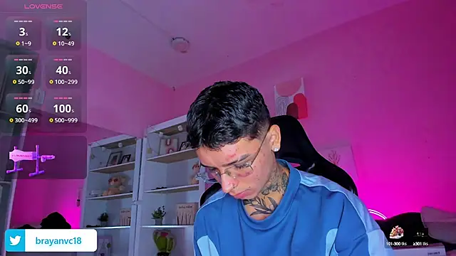 Ian Castillo  online show from 09-24-25, 11:13