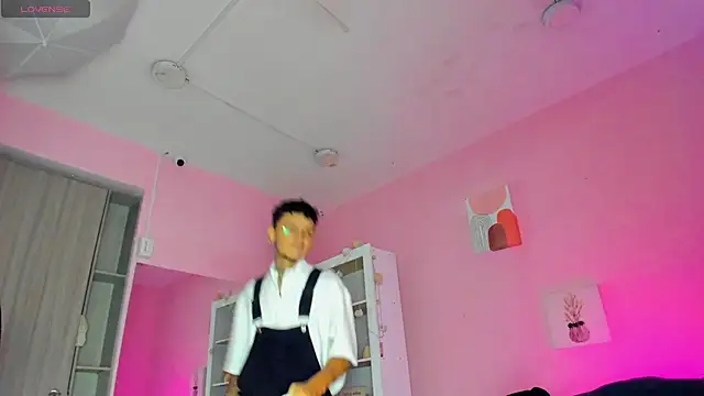 Ian Castillo  online show from 11-25-25, 11:21