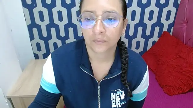 sarax ximena online show from 11-14-25, 10:25