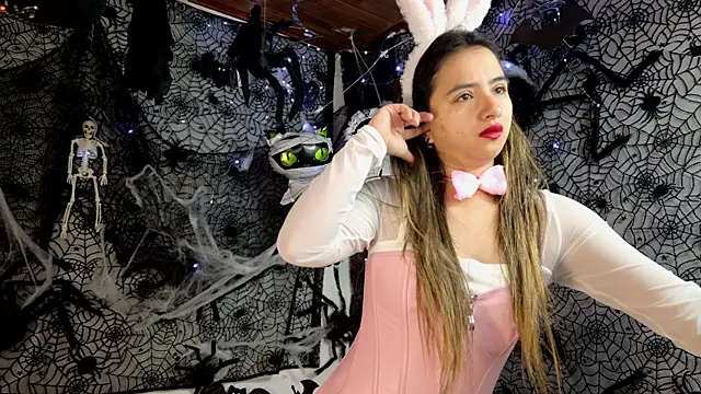 julietta   jackson online show from 10-25-25, 01:29