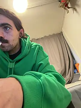 wolfwhite95 online show from 01-09-26, 03:15