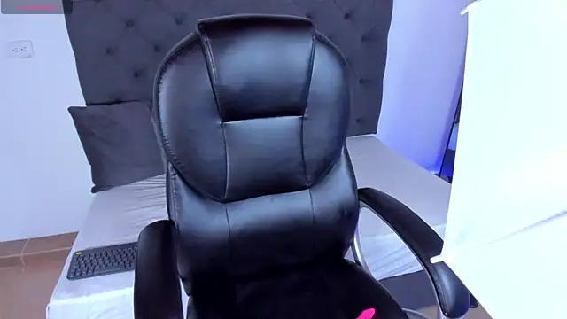 ninfomaria  online show from 03-06-26, 05:42