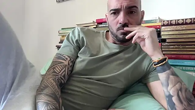 alessandromori91 online show from 04-06-26, 11:11