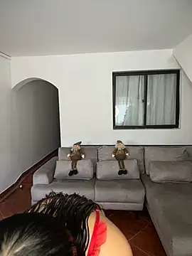 MollySanders    online show from 12-12-24, 08:10