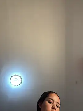 MollySanders    online show from 03-15-25, 07:38