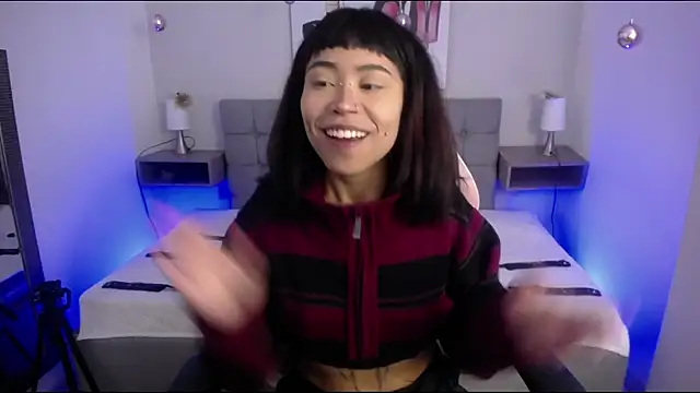 Violetta Suky online show from 01-08-25, 01:52