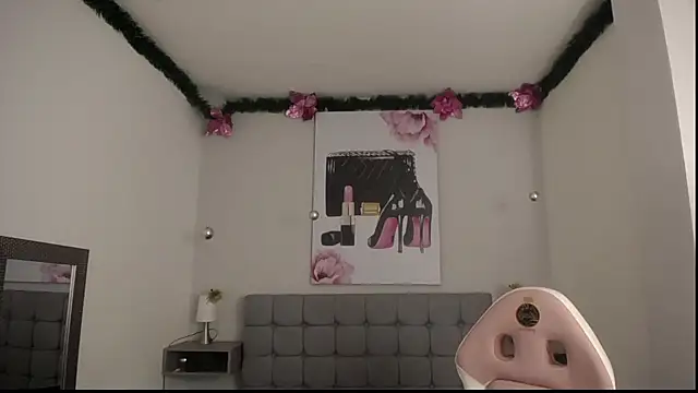 Violetta Suky online show from 01-20-25, 01:42