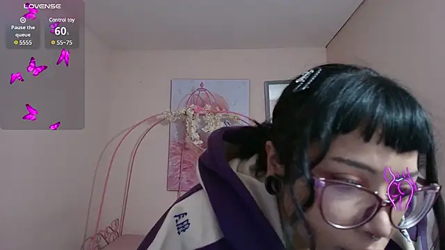 Violetta Suky online show from 02-19-25, 01:06