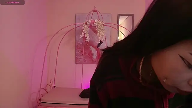 Violetta Suky online show from 03-22-25, 01:30