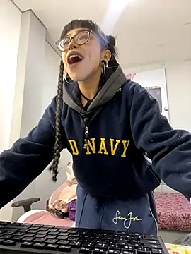 Violetta Suky online show from 09-29-25, 01:38