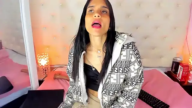 sophie pariss online show from 02-11-25, 08:05