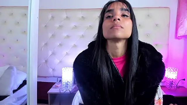 sophie pariss online show from 02-25-25, 09:20