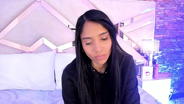 sophie pariss online show from 10-09-25, 02:20