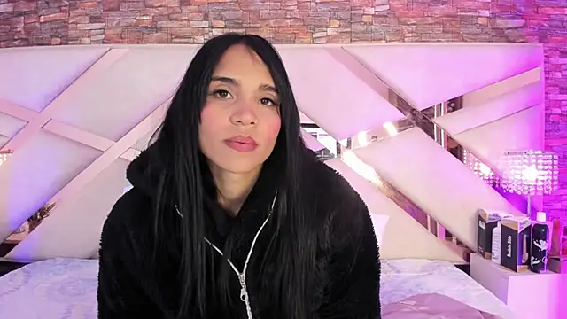 sophie pariss online show from 10-17-25, 02:59