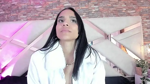 sophie pariss online show from 12-01-25, 02:05