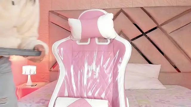 sophie pariss online show from 04-05-26, 03:36