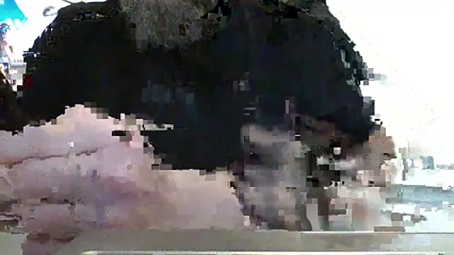 Snapshot of FROL83 chatting on 05-10-26, 04:12 FROL83 online show from 05-10-26, 04:12