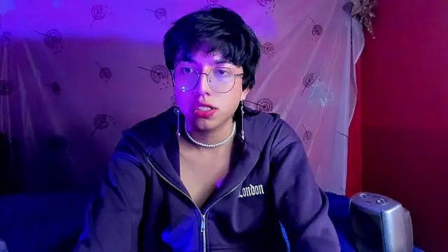 Snapshot of AnggelONfiree chatting on 02-08-25, 09:56 AnggelONfiree online show from 02-08-25, 09:56