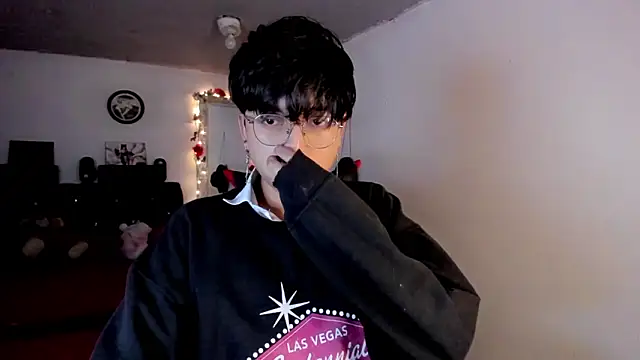 AnggelONfiree online show from 02-03-26, 07:24