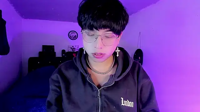 AnggelONfiree online show from 02-11-26, 03:44