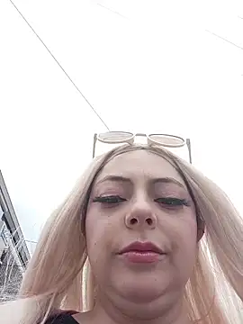 madelaine- online show from 04-12-26, 06:13