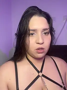 valentina jonnes1 online show from 02-13-26, 01:34