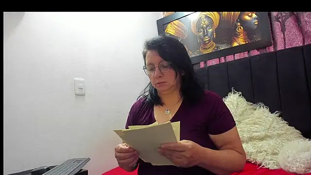 Evaaross 2345 online show from 11-12-25, 02:39